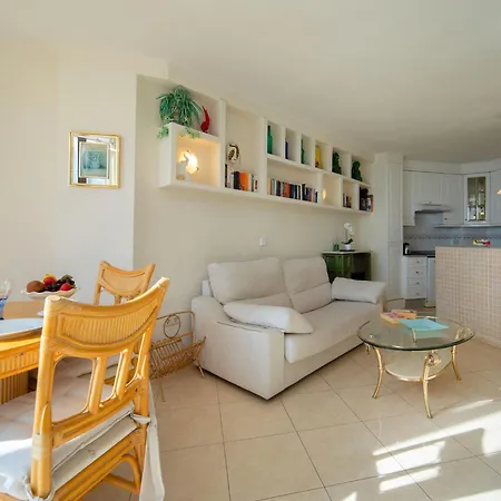 Oceanic-2 By Interhome Appartement Calpe