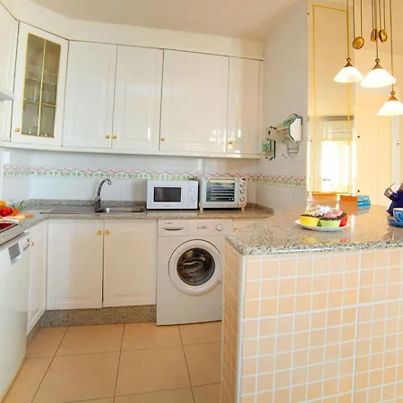 Apartamento Oceanic-2 By Interhome